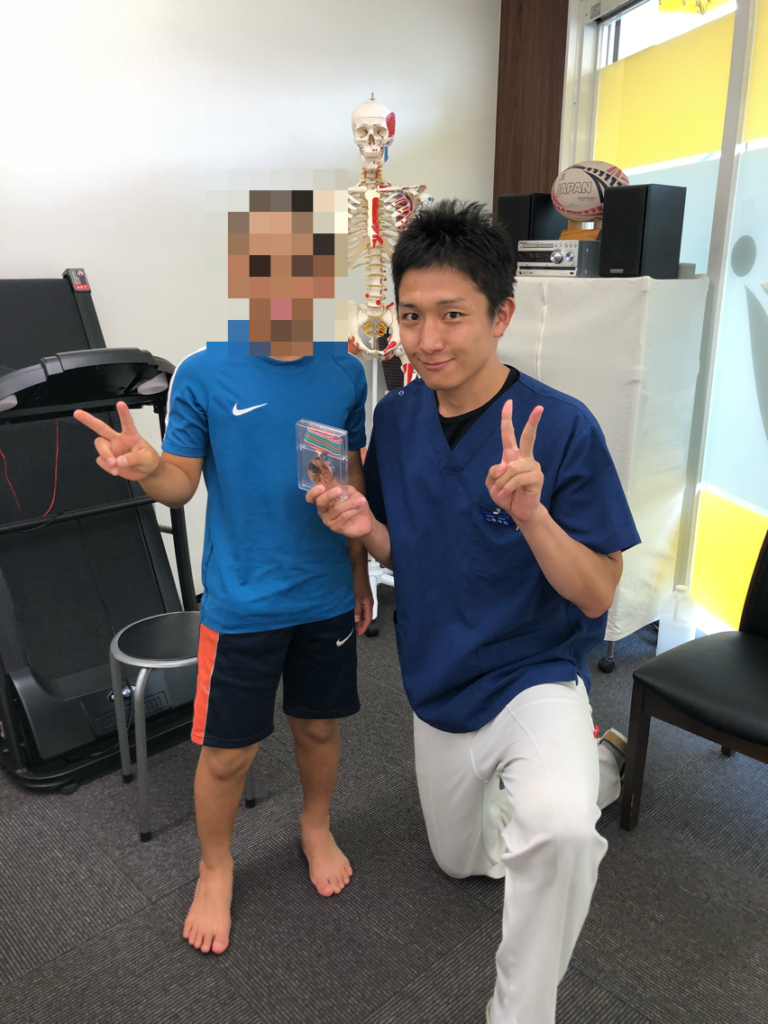 11歳 ソフトボール選手 肘の剥離骨折で3ヶ月安静と言われた症例 大阪市城東区 鴫野で整体 筋膜リリース アキュスコープ治療なら城東整骨院